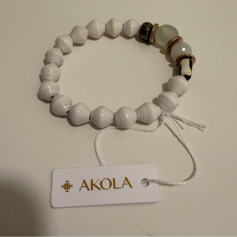 NWT Akola Bracelet